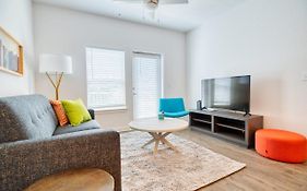 Grand Two Bedroom Two Bathroom Apartment With Balcony